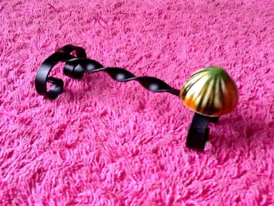 6 knife holders shells ceramic 1950