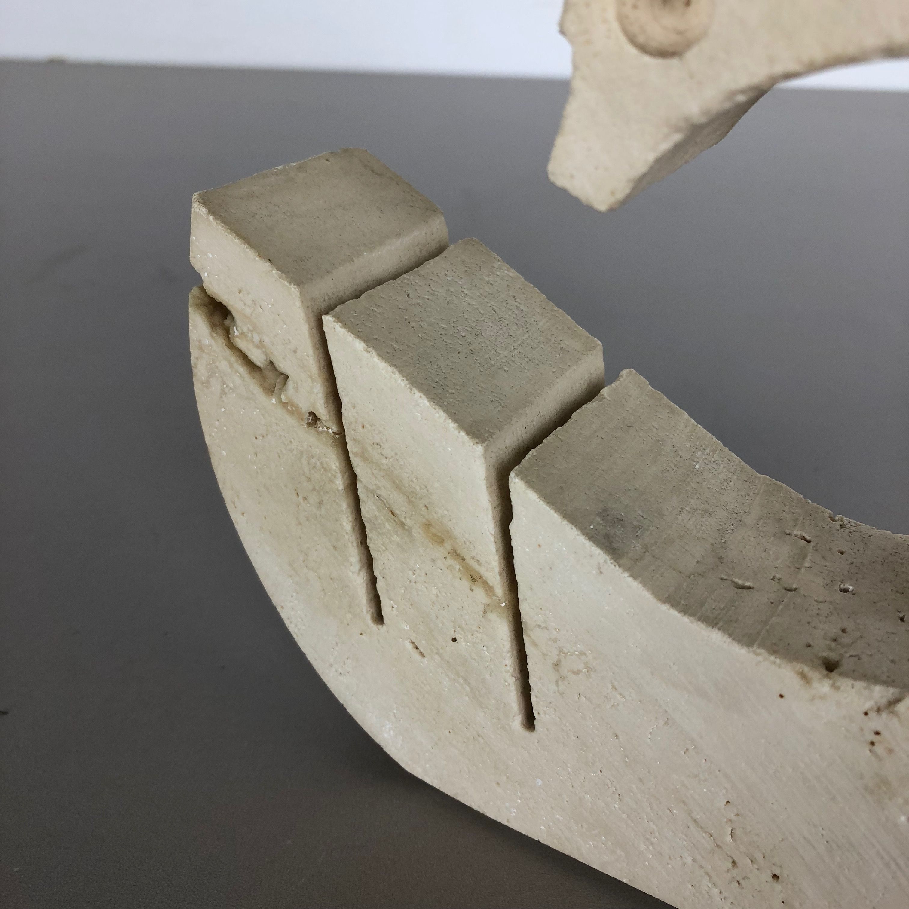 Modernist travertine marble swan figure by Fratelli Mannelli, Italy, 1970s