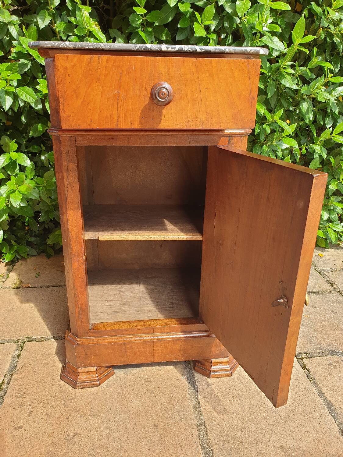 Table de chevet noyer