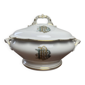 Légumier en porcelaine