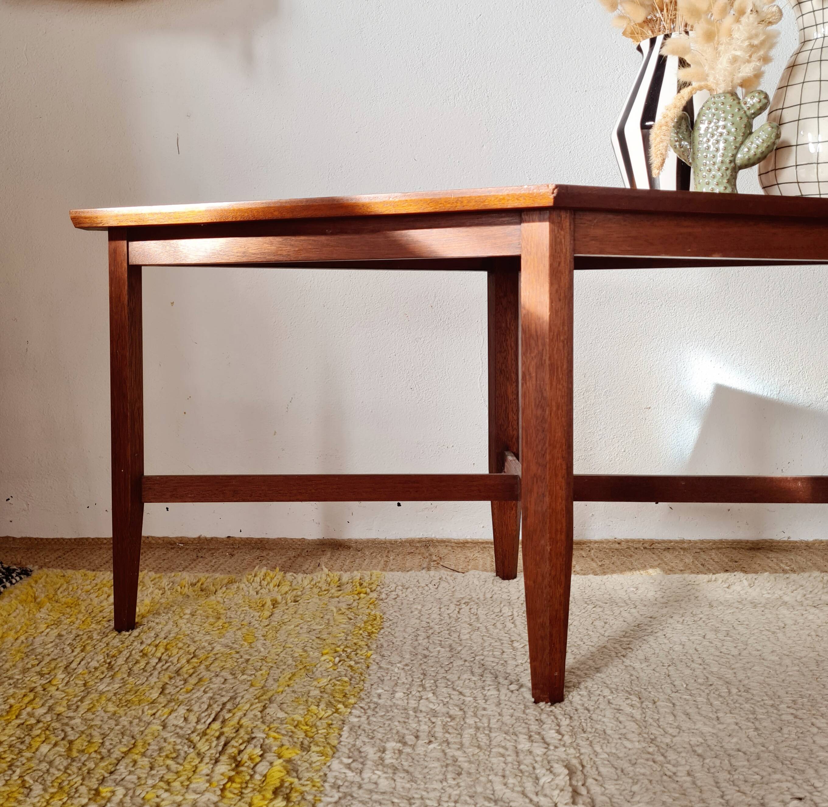 Petite table basse / Bout de canapé géométrique années 50-60