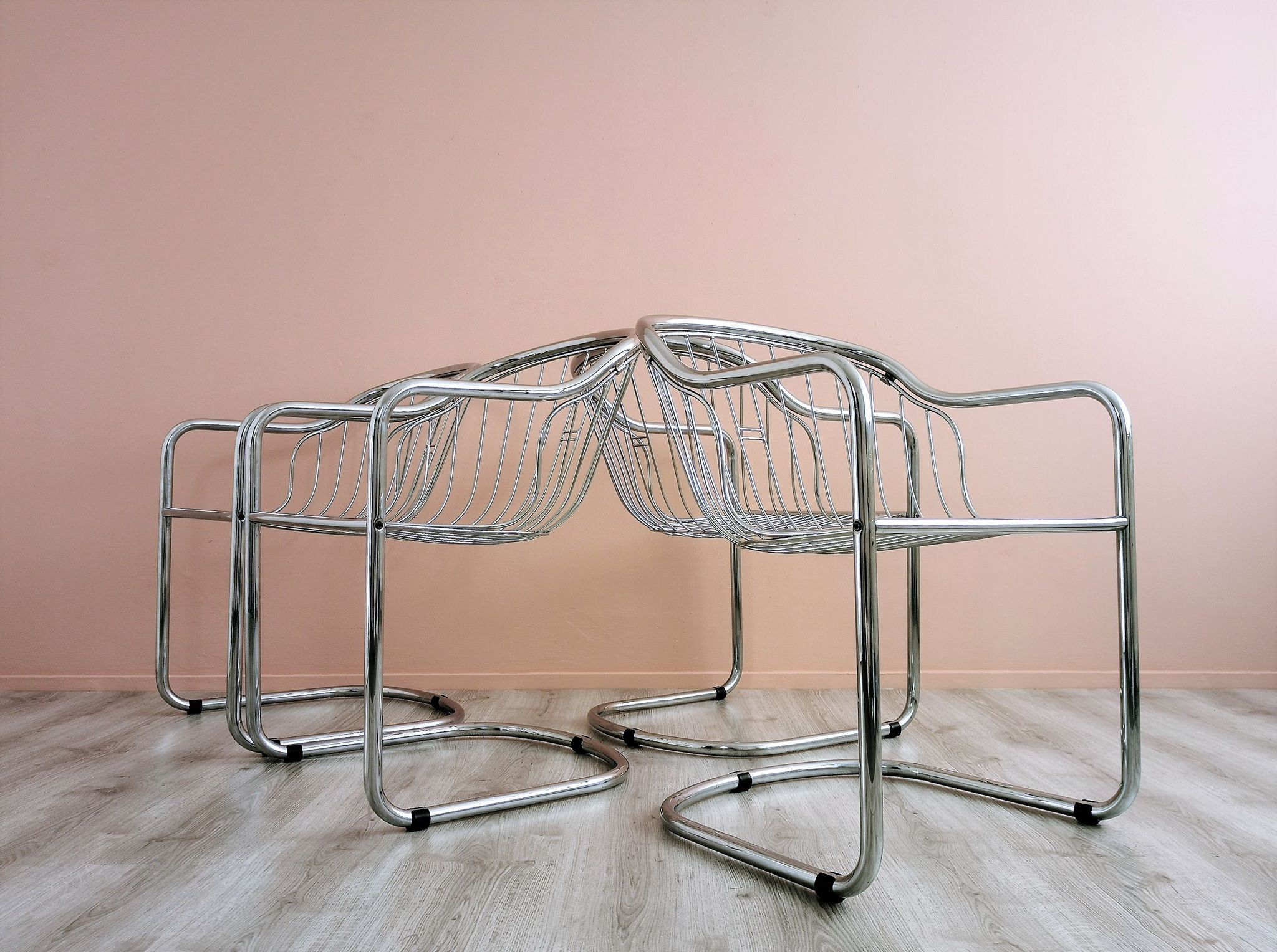 Ensemble de 4 chaises à manger chrome