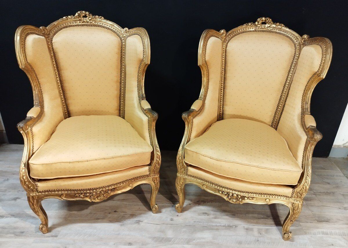 Pair of shepherdess style Louis XV gilded wood XIXth