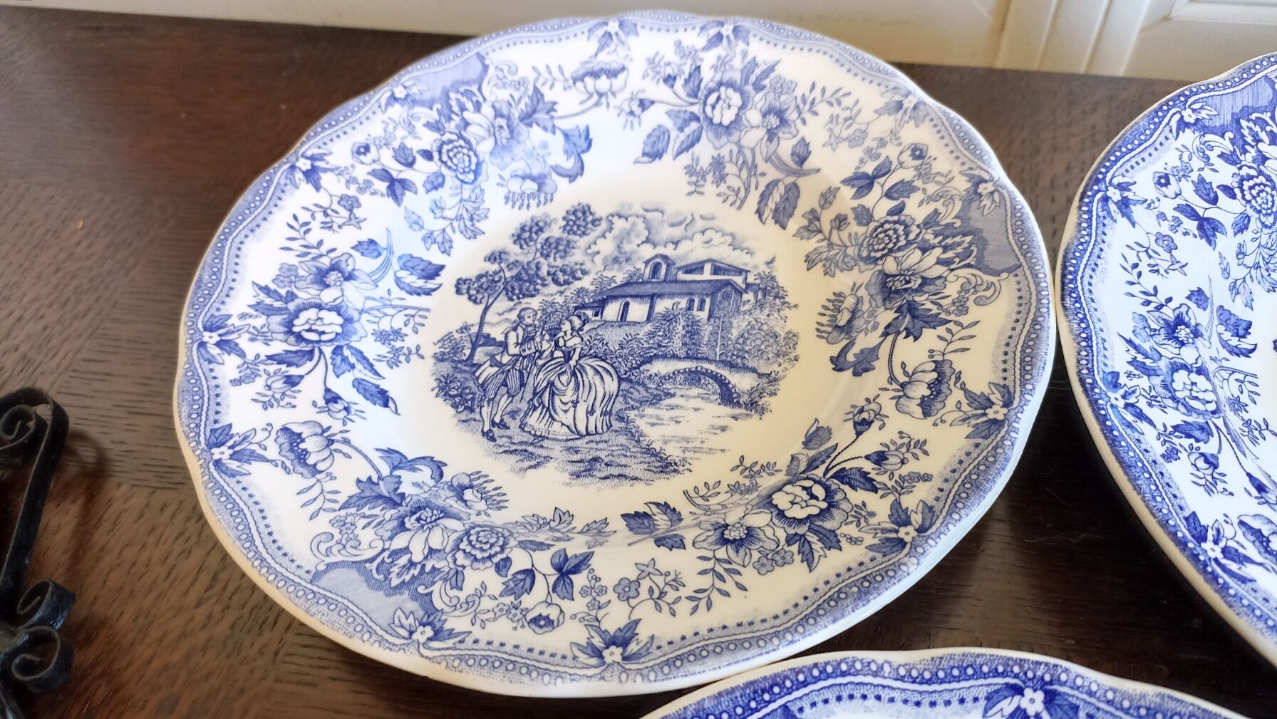 5 hollow iron earth plates per CP - blue