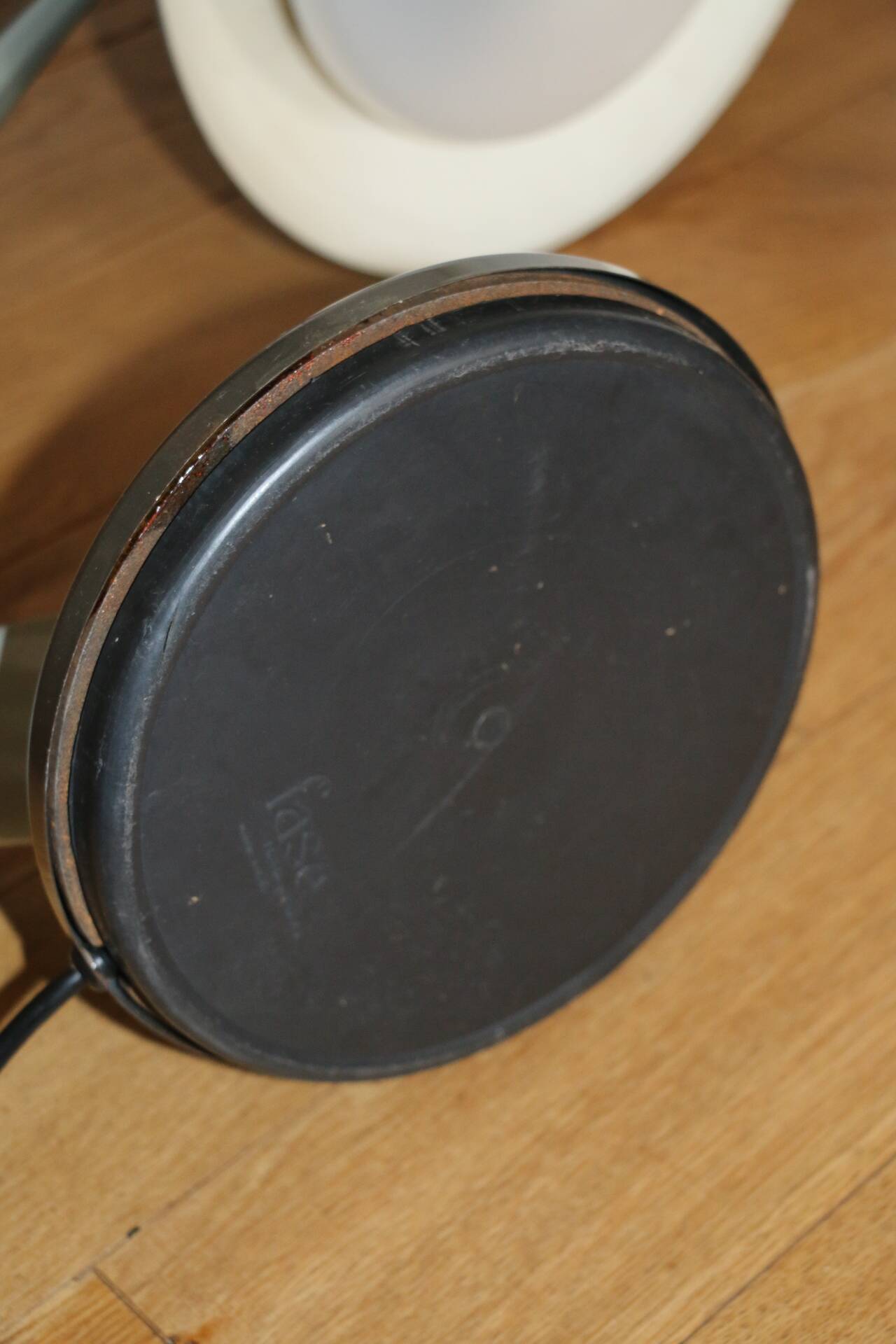 Metallic grey desk lamp FASE