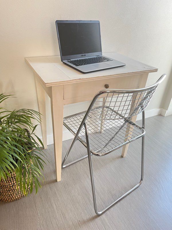 Old small table with a white patina / desk