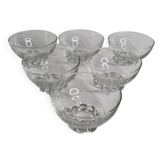Set of six engraved crystal bowls in Art Deco style on spherical feet