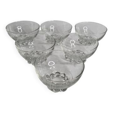 Ensemble de six coupes en cristal gravé de style Art Déco sur pieds sphériques