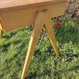 Scandinavian desk with compass feet