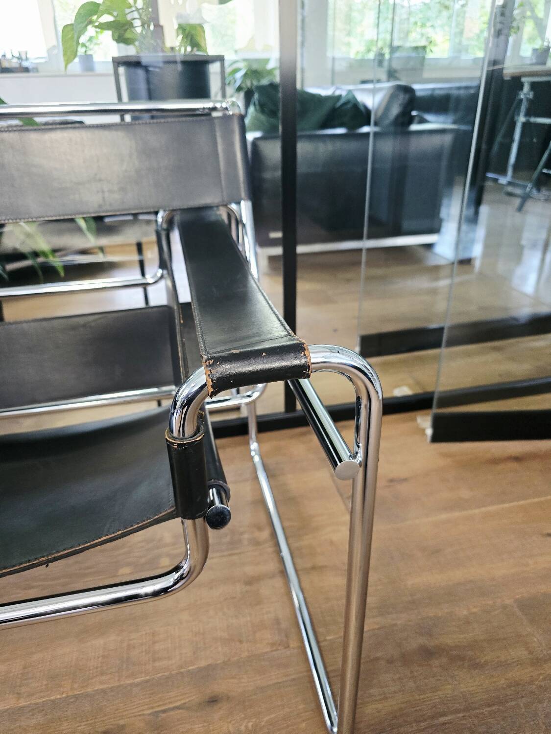 Chaise Wassily des années 60 par Marcel Breuer pour Gavina (Original) – Iconic Bauh