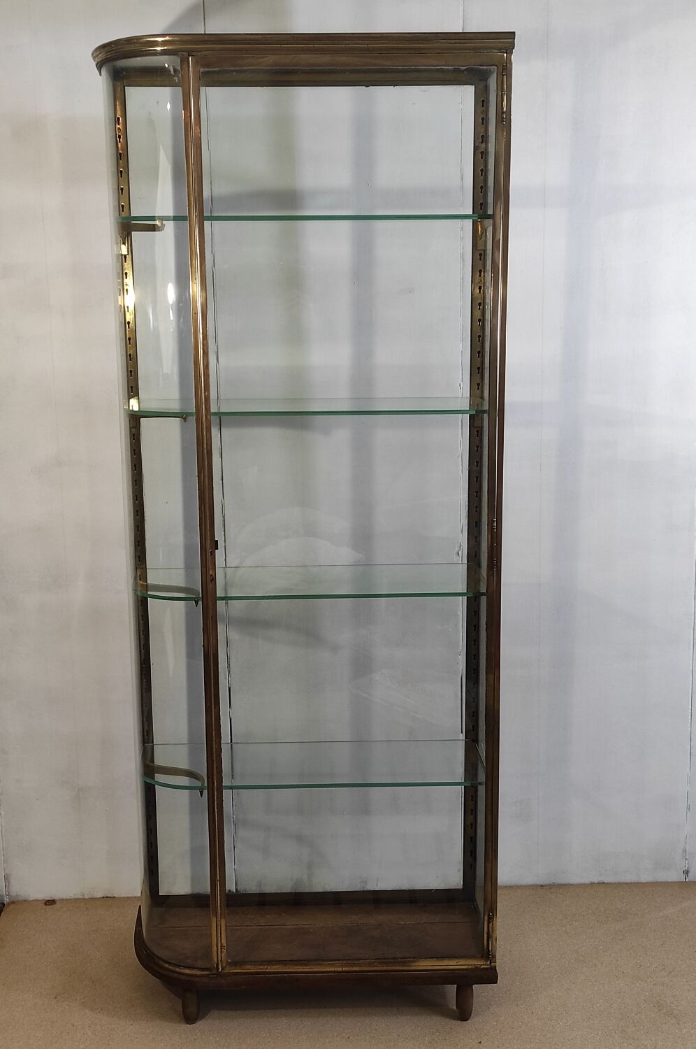 Jeweler's showcase in brass and glass - circa 1900