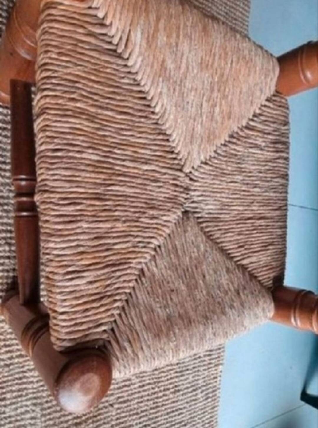 4 chairs and stools, brutalist art, straw and wood