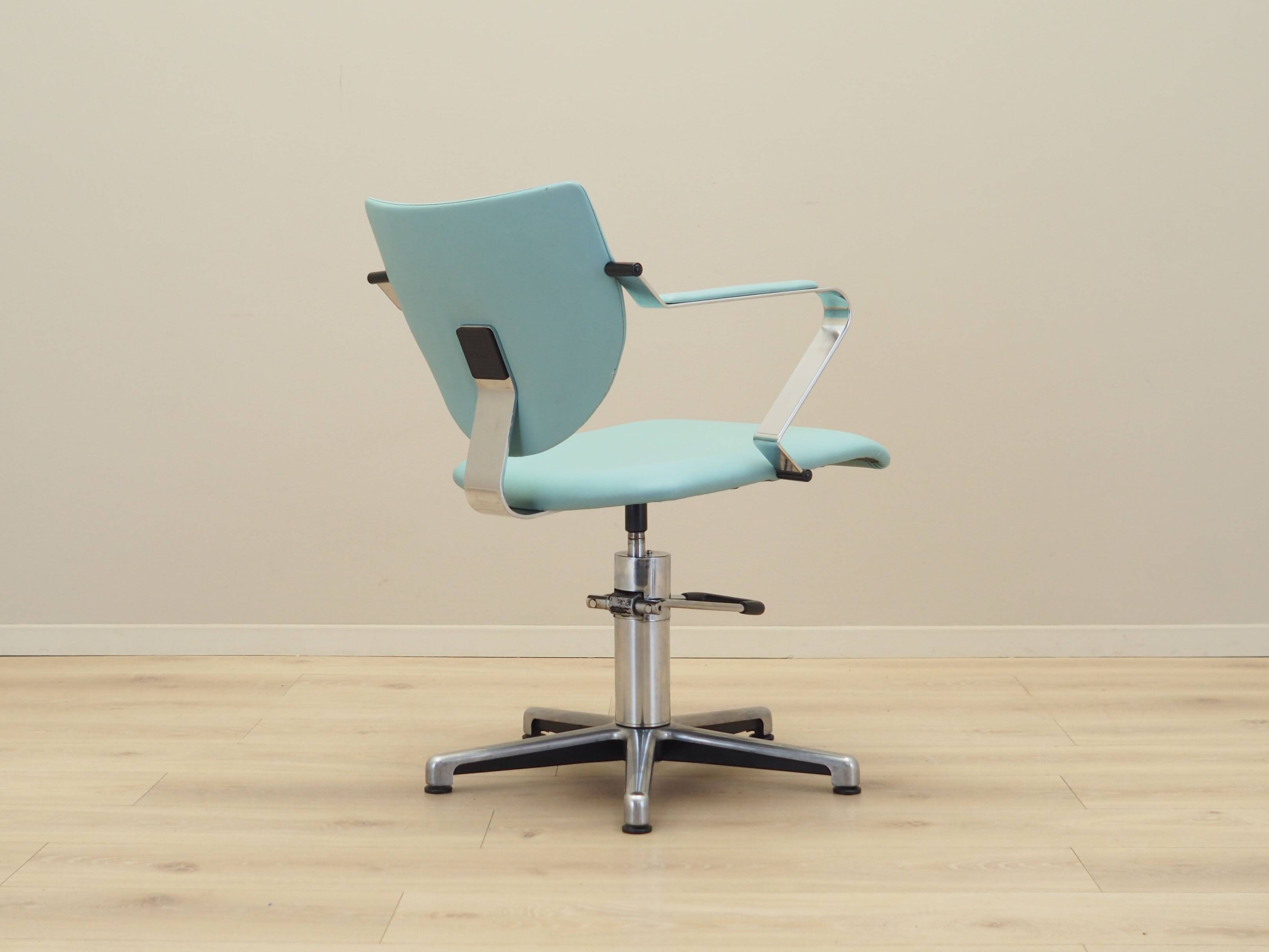 Hairdressing chair, Danish design, 1980s, production: Denmark