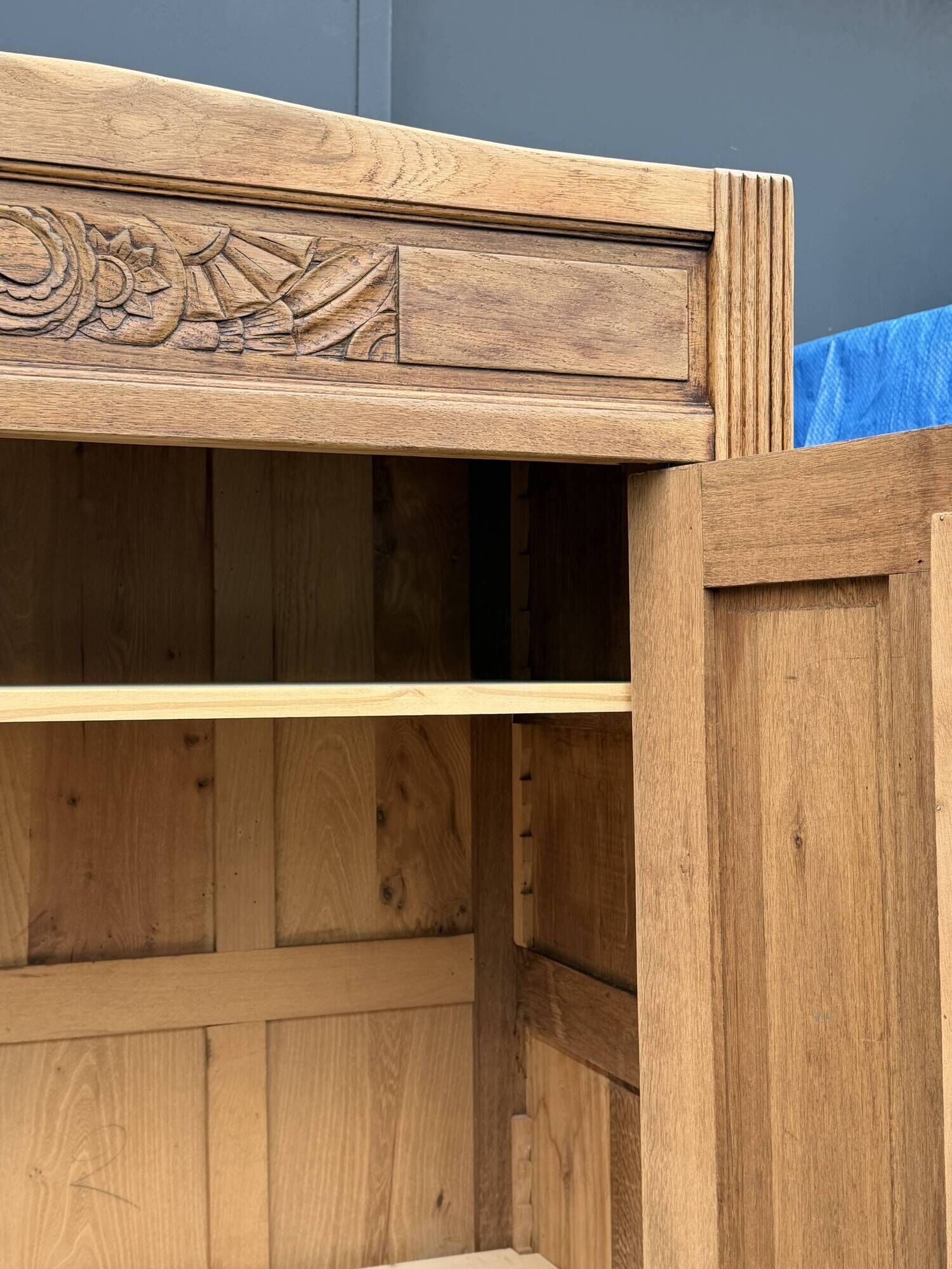 Art Deco bonnetière wardrobe from Paris in raw and solid oak.