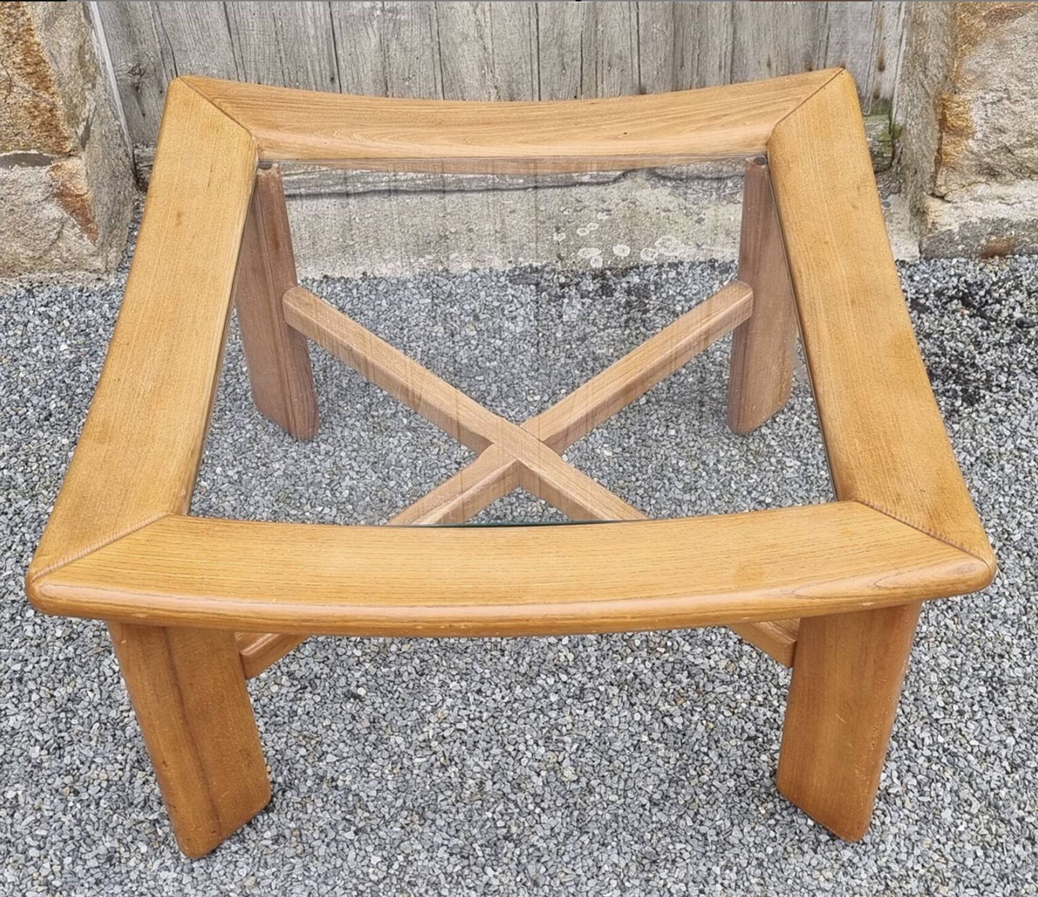 Table basse design scandinave, bois massif et verre, vintage, années 70