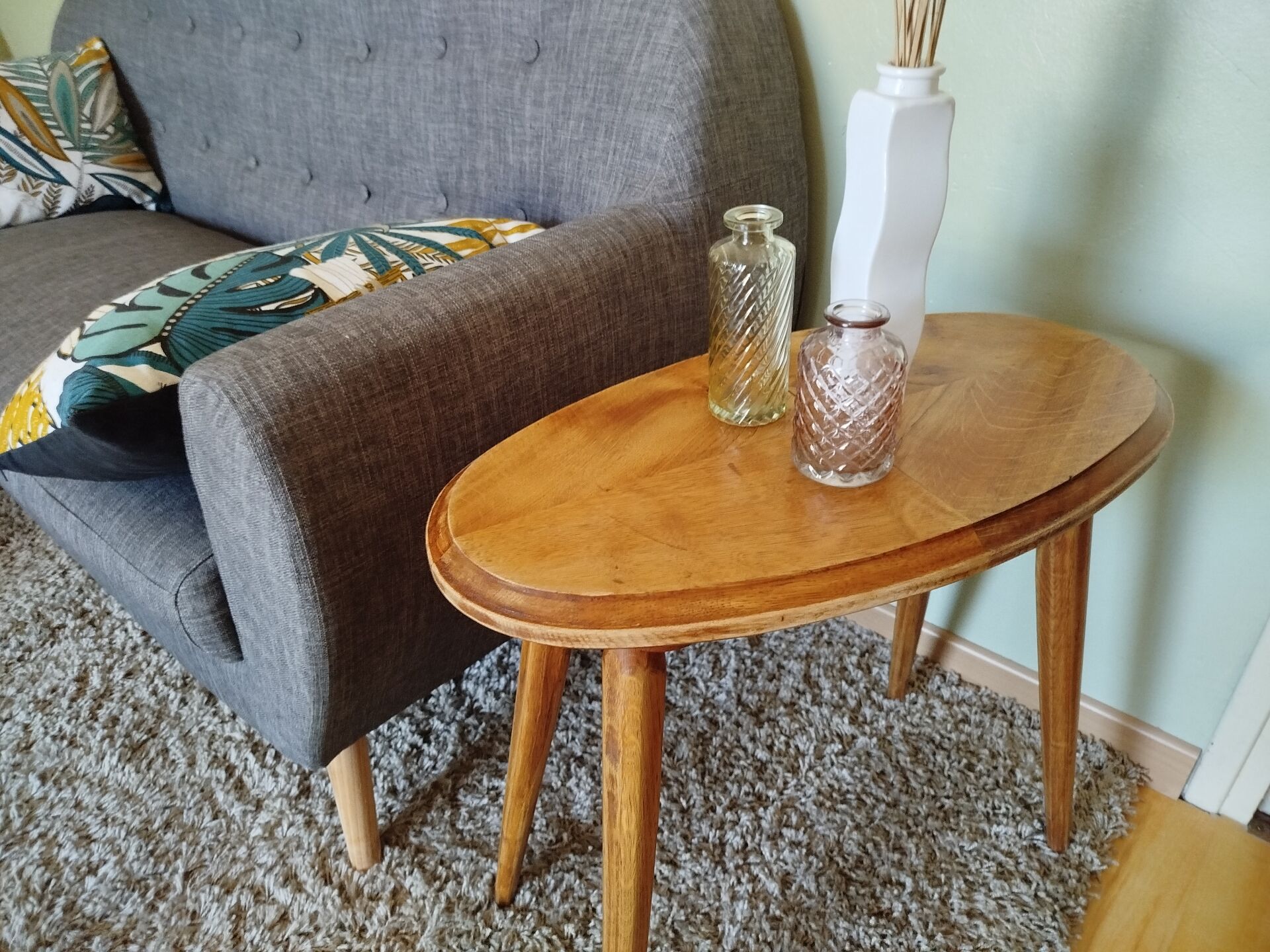 Side table or end table