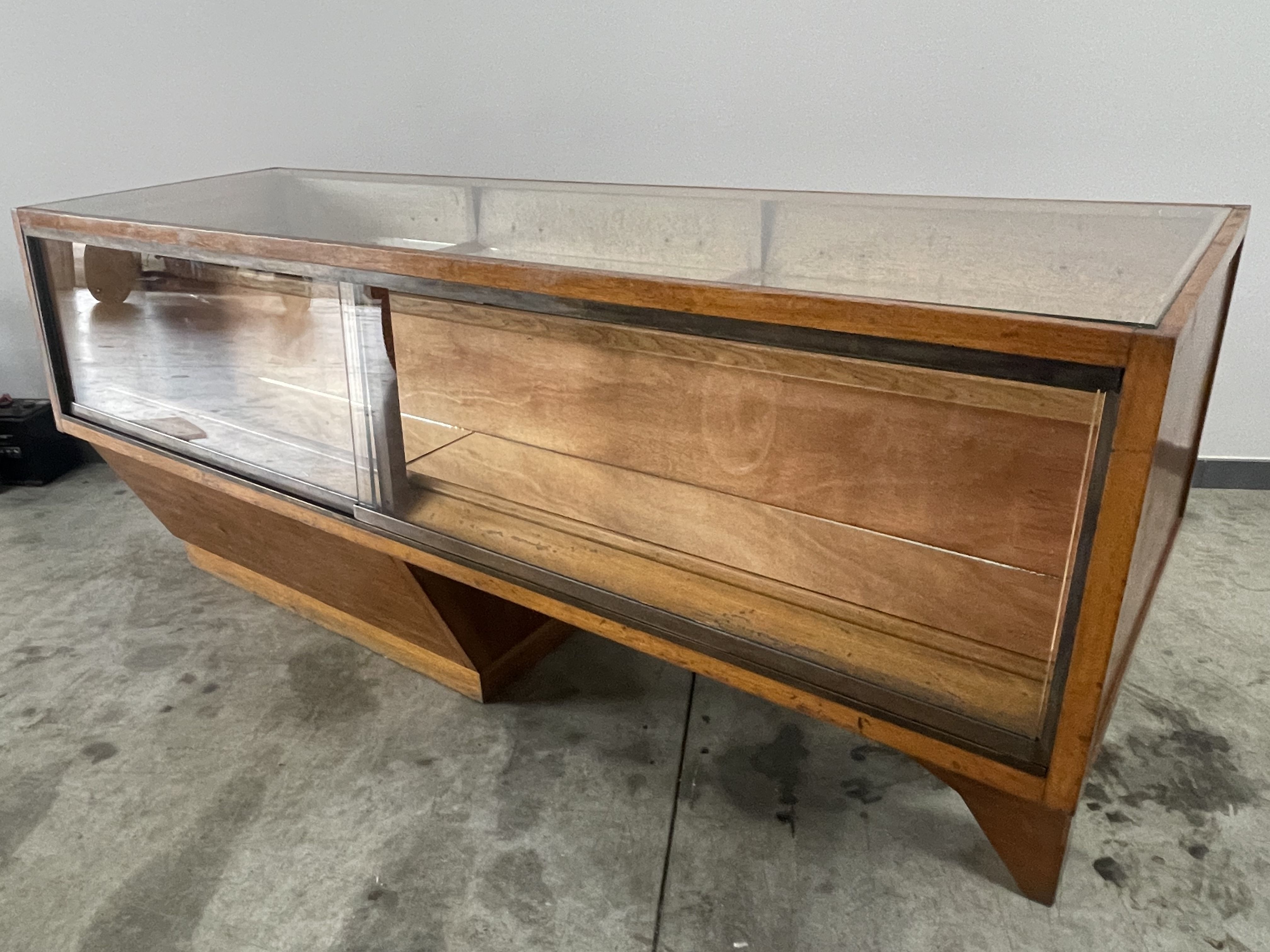 2 Showcases furniture of loom with drawers oak wood jewelry Art Deco 1930' compass feet