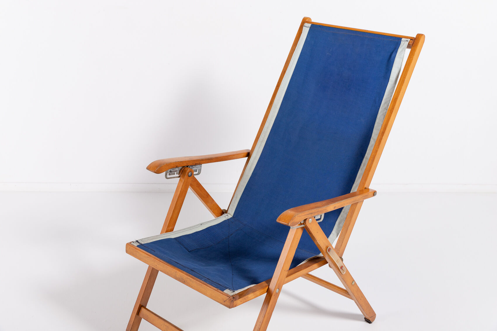 Italian foldable chaise longue by Fratelli Reguitti 1960