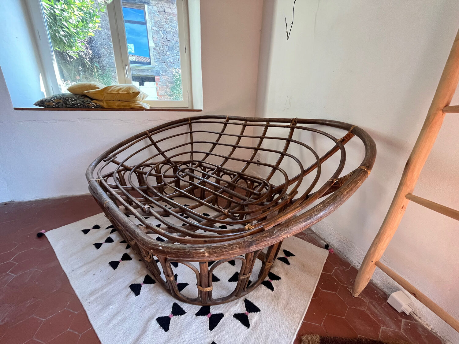 Papasan rattan / wood sofa 2-3 places