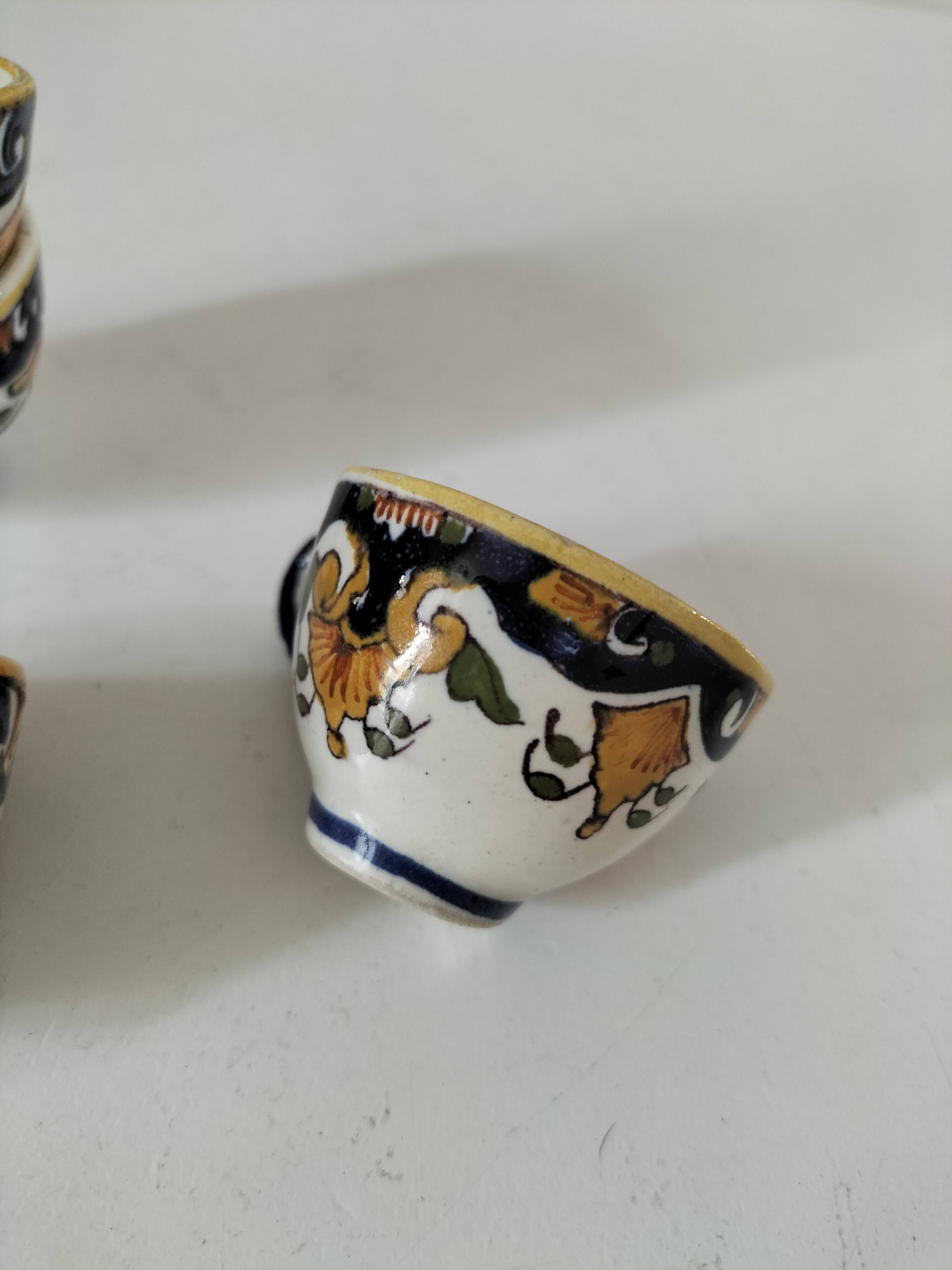 Set of 4 miniature earthenware cups with Old Rouen decor