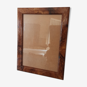 Wooden under glass frame and veneer