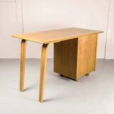 Cees Braakman Dutch Design EE02 Oak Desk for Pastoe. The Netherlands, 1950s