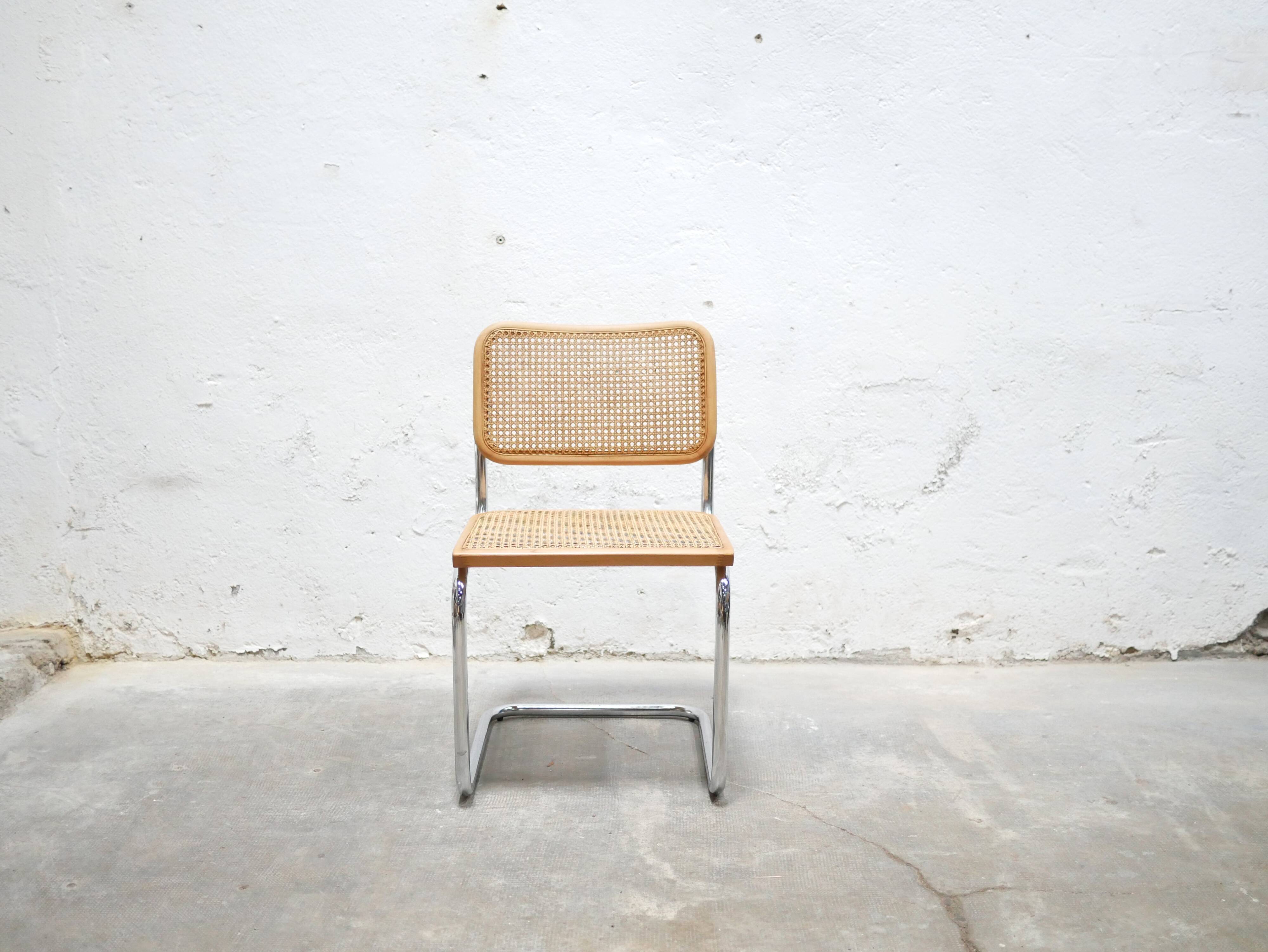 Chaise B32 par Marcel Breuer, Made in Italy