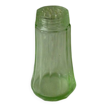 Glass shaker with faceted glass, uranium colour