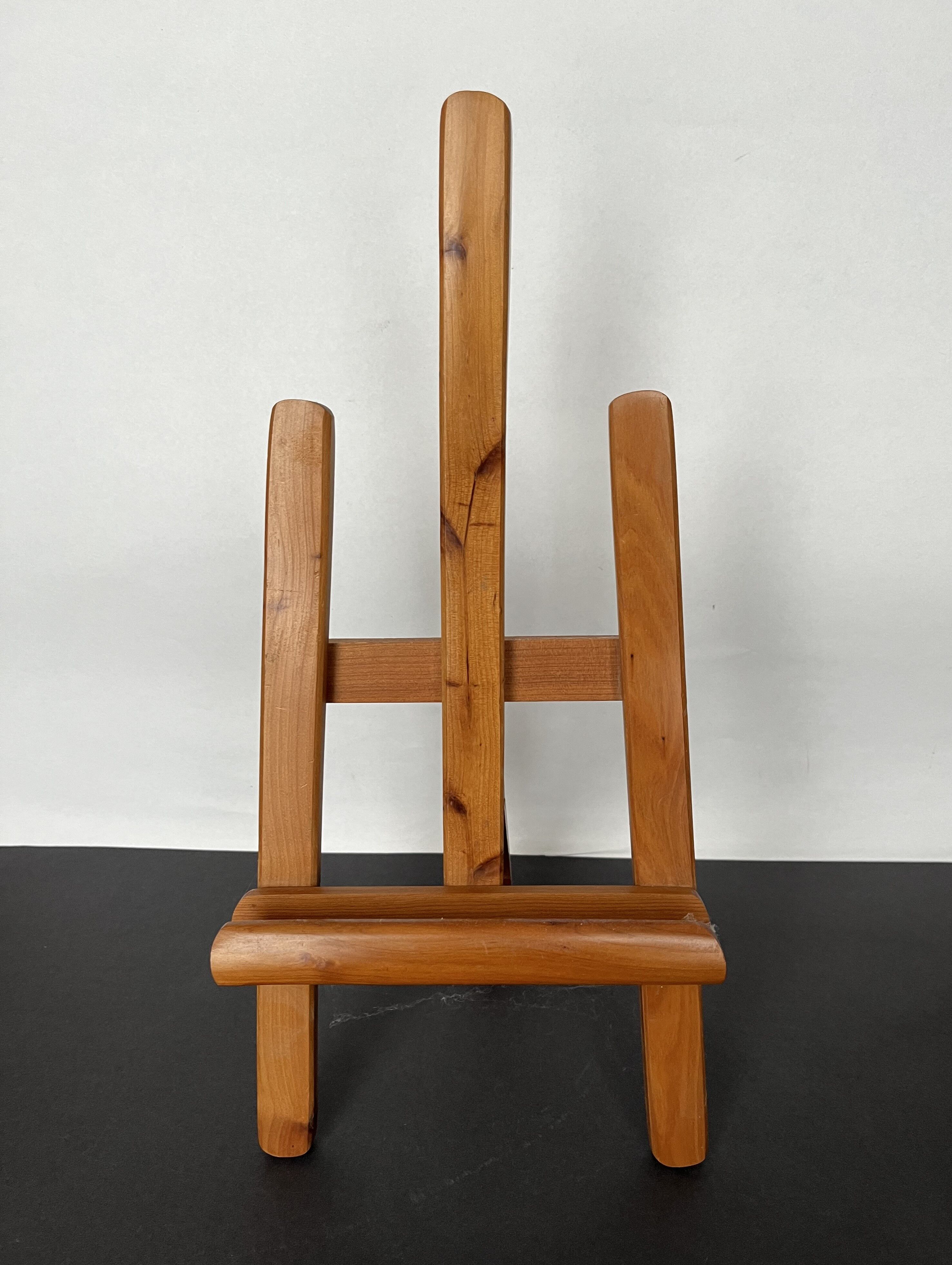 Wooden table easel