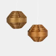 Pair of Hans-Agne Jakobsson pendant lights in pine veneer – AB Ellysett