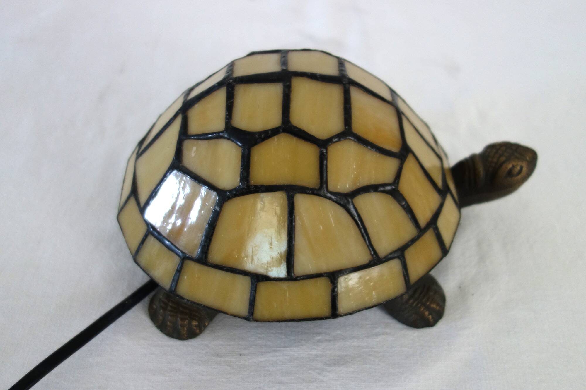 Tiffany style stained glass turtle night light lamp