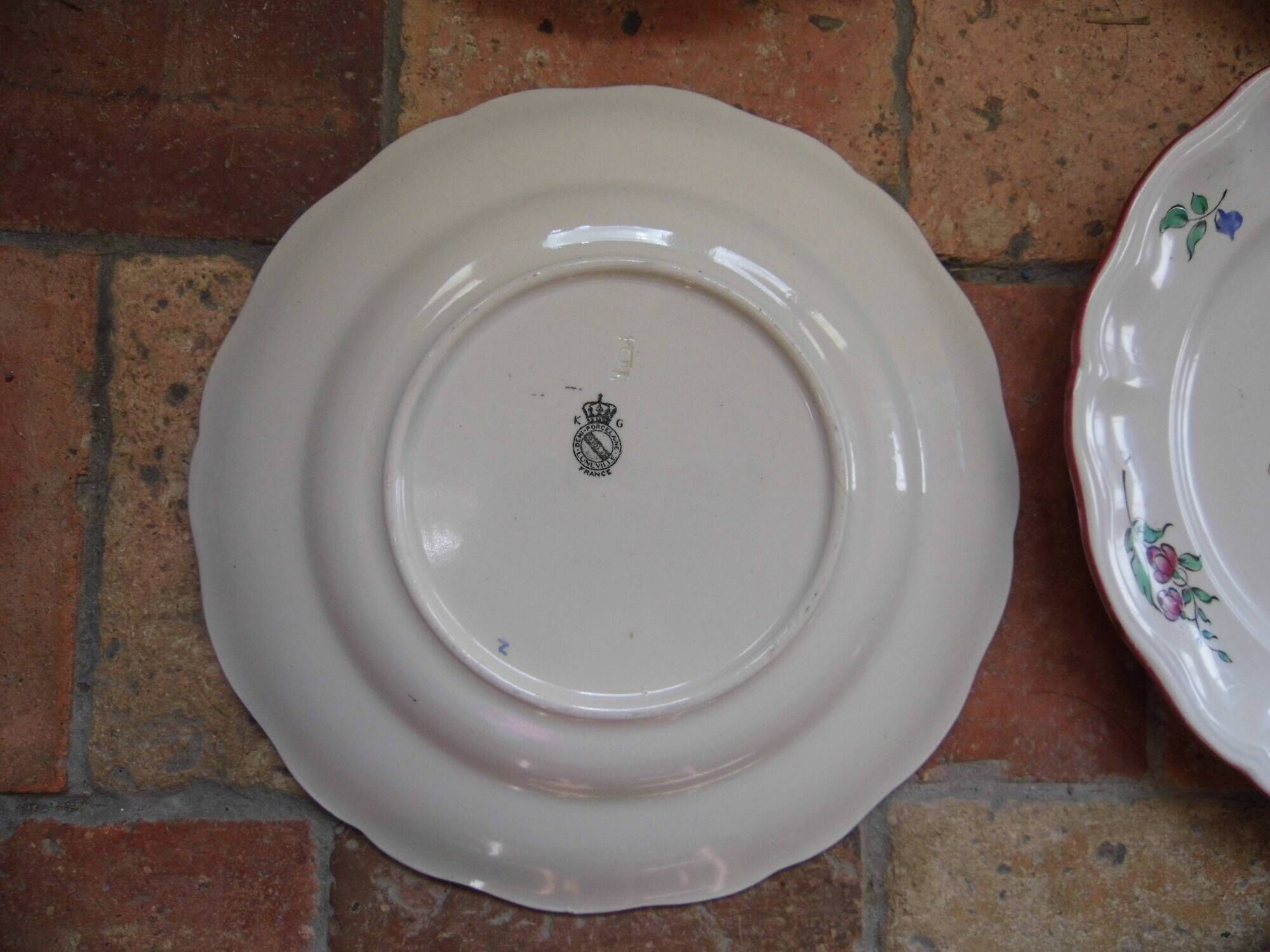10 earthenware plates from lunéville kg, keller and guerin, model reverbere