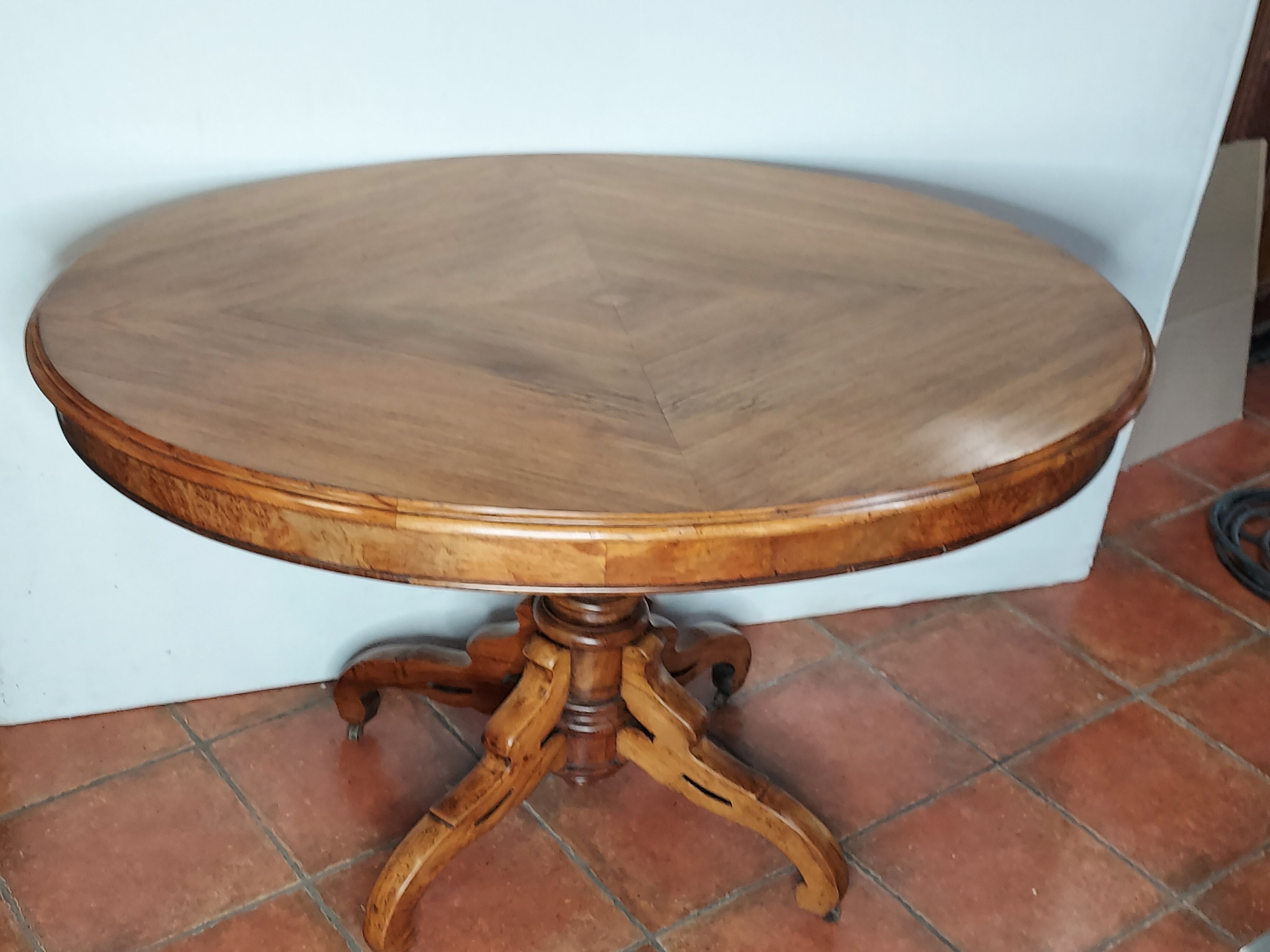 Walnut pedestal table