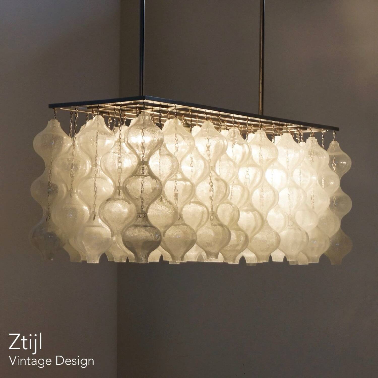 Tulipan Pendant Lamp with 162 Glass Elements, Austria 1960s | Unique Object