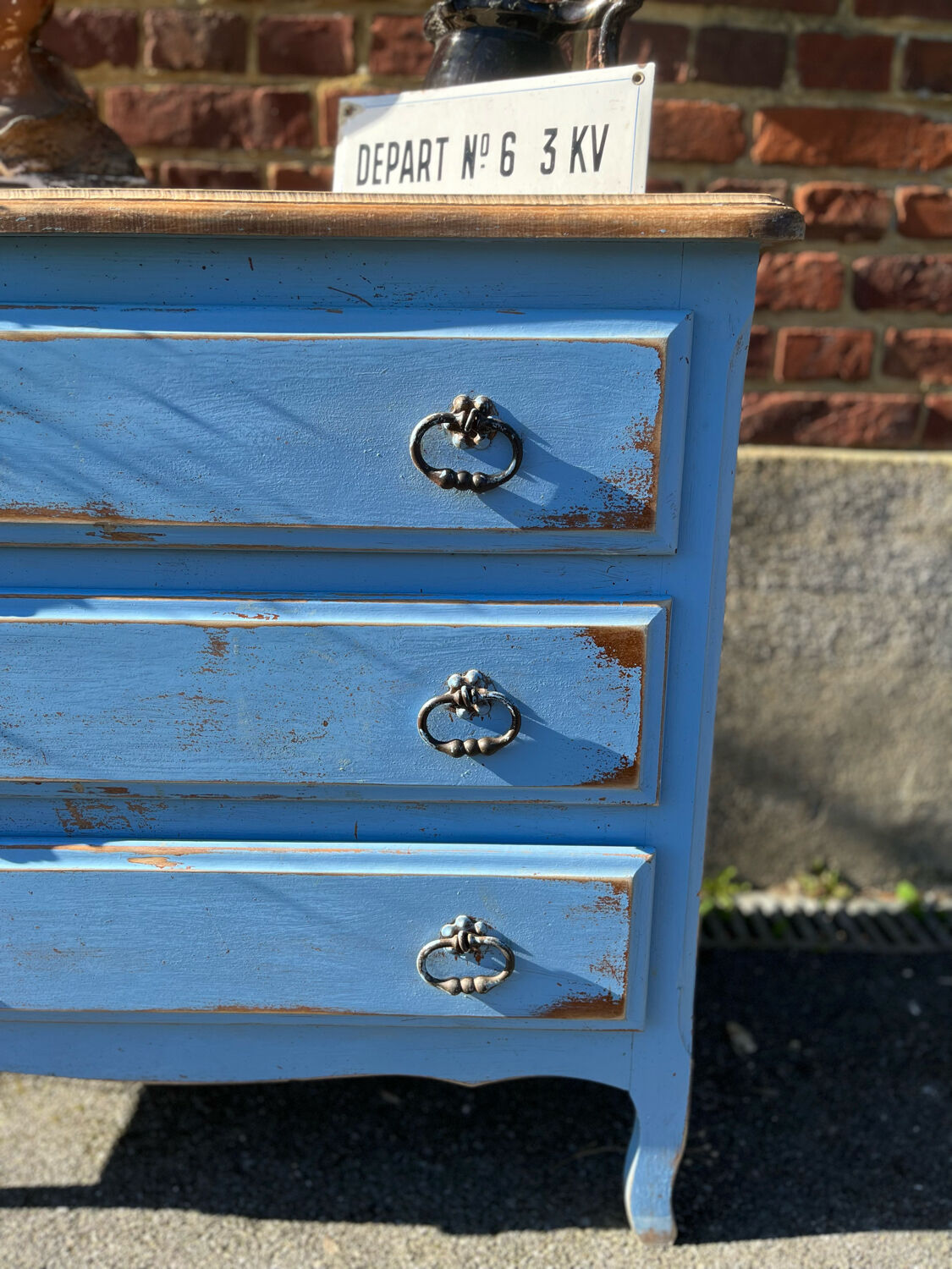 Patinated blue chest of drawers