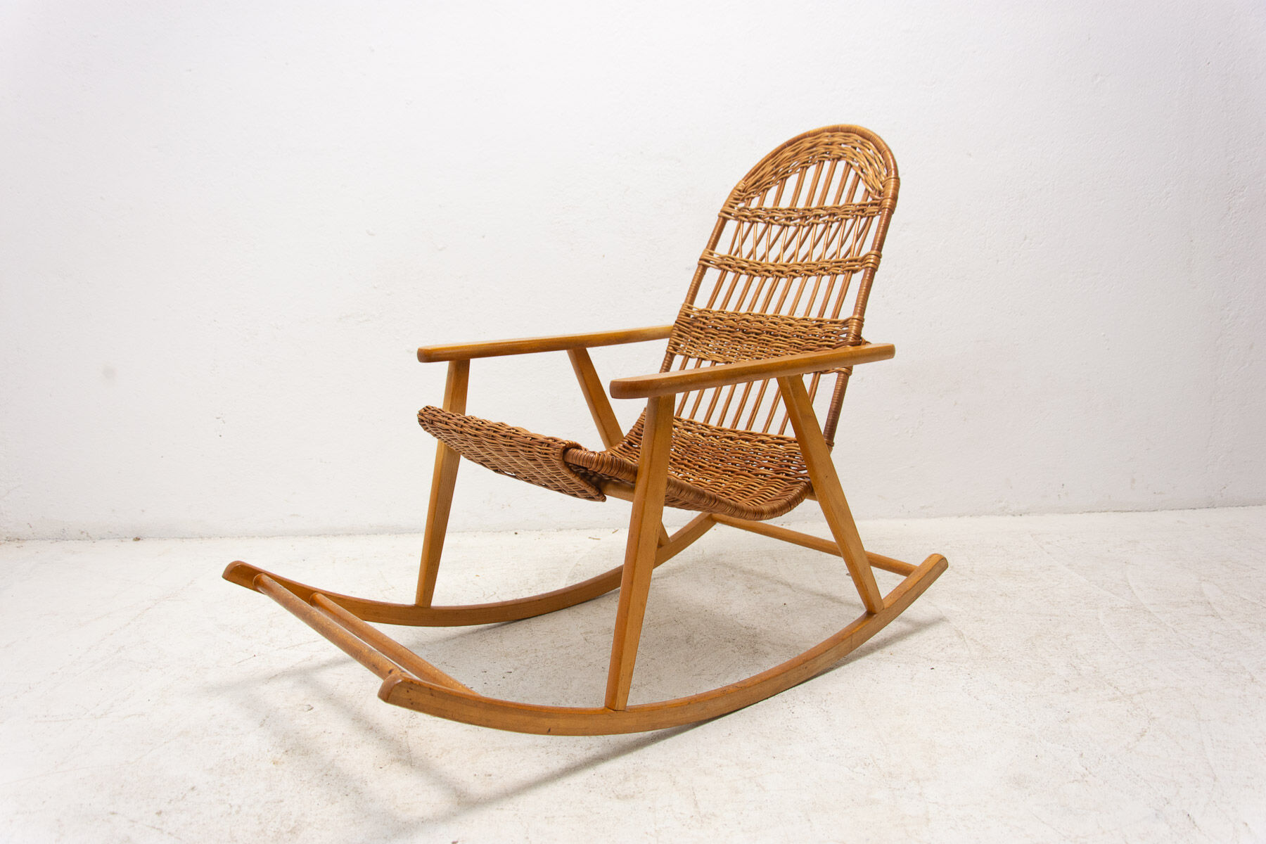 Mid-Century Wicker Rocking Chair, Czechoslovakia, 1970's