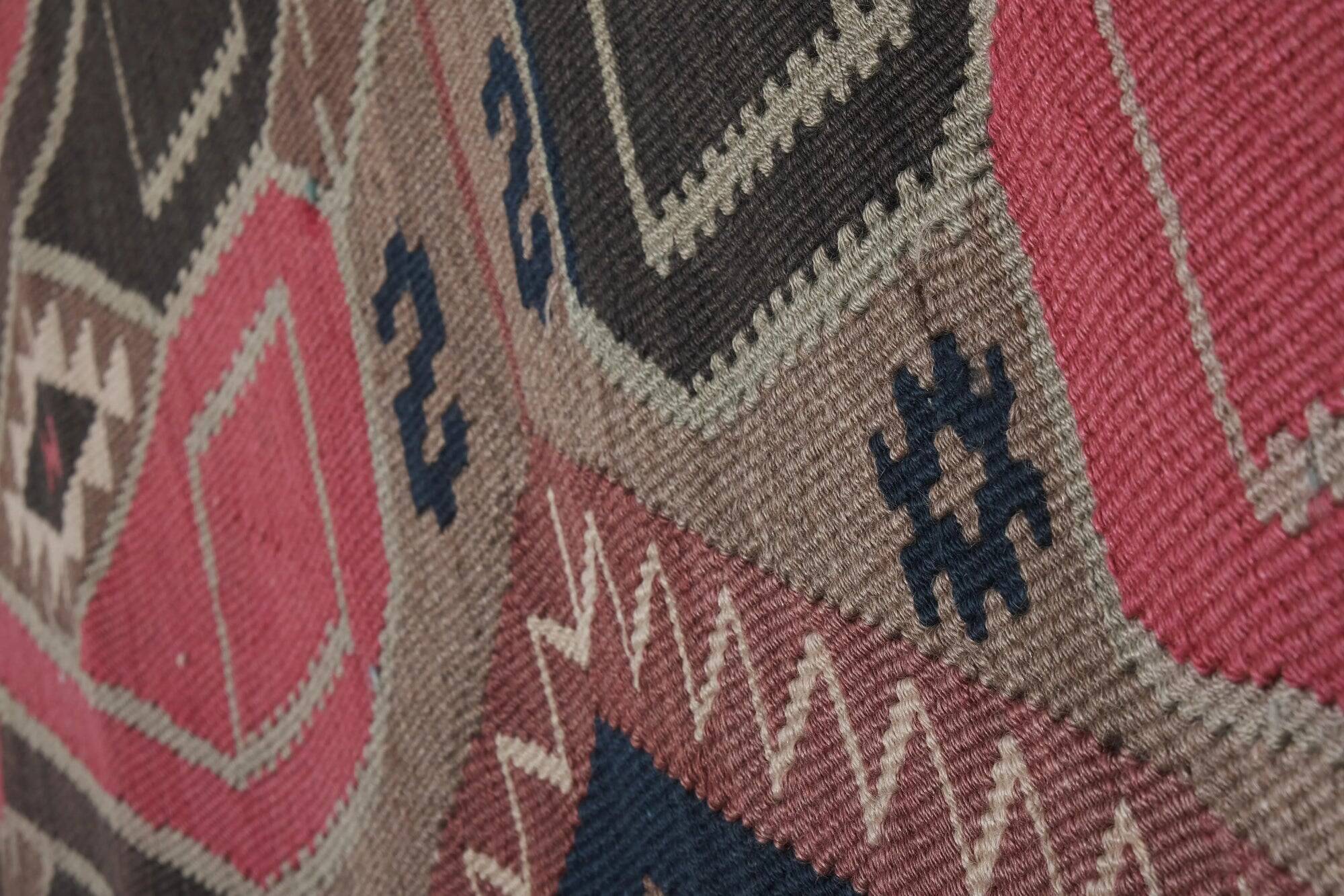 Vintage Turkish kilim, handwoven, 181x351 cm.
