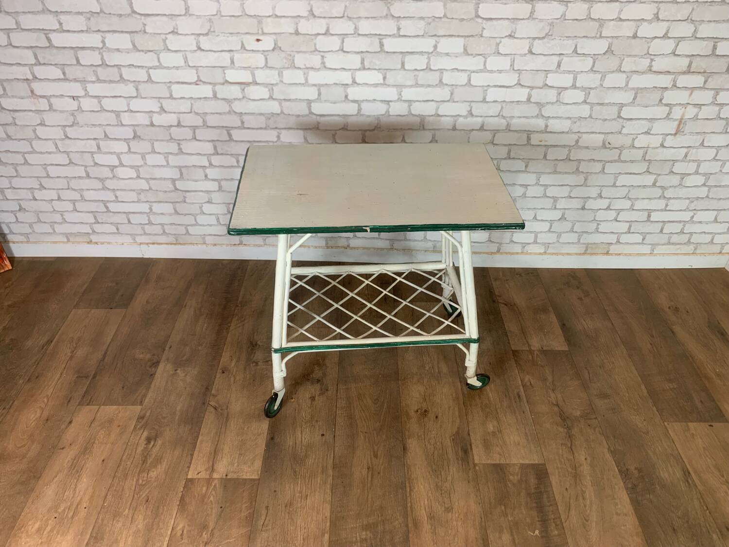 Vintage rattan server 1960