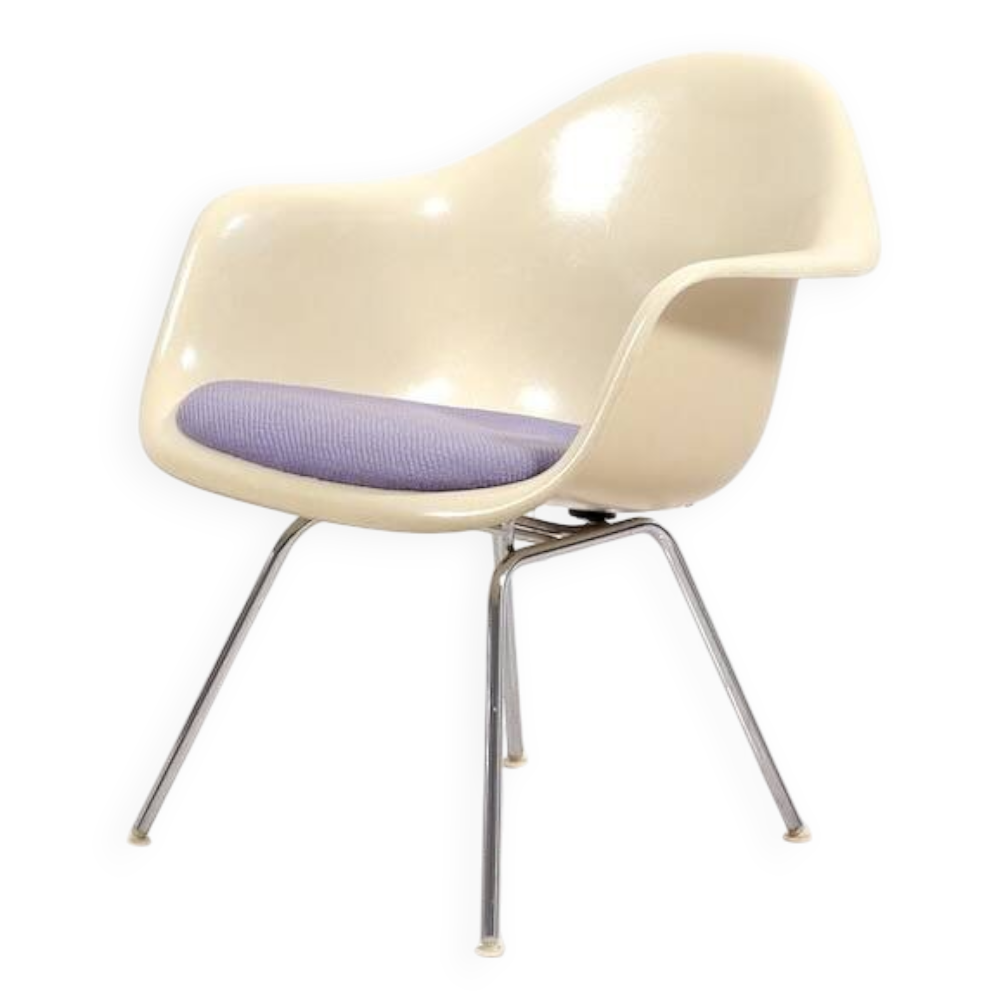 4 Eames DAX fiberglass lounge chairs with purple upholstery by Herman Mille