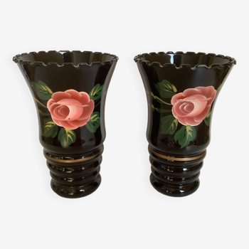 Paire de vases Napoléon III opaline noire