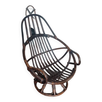 Swivel rattan armchair