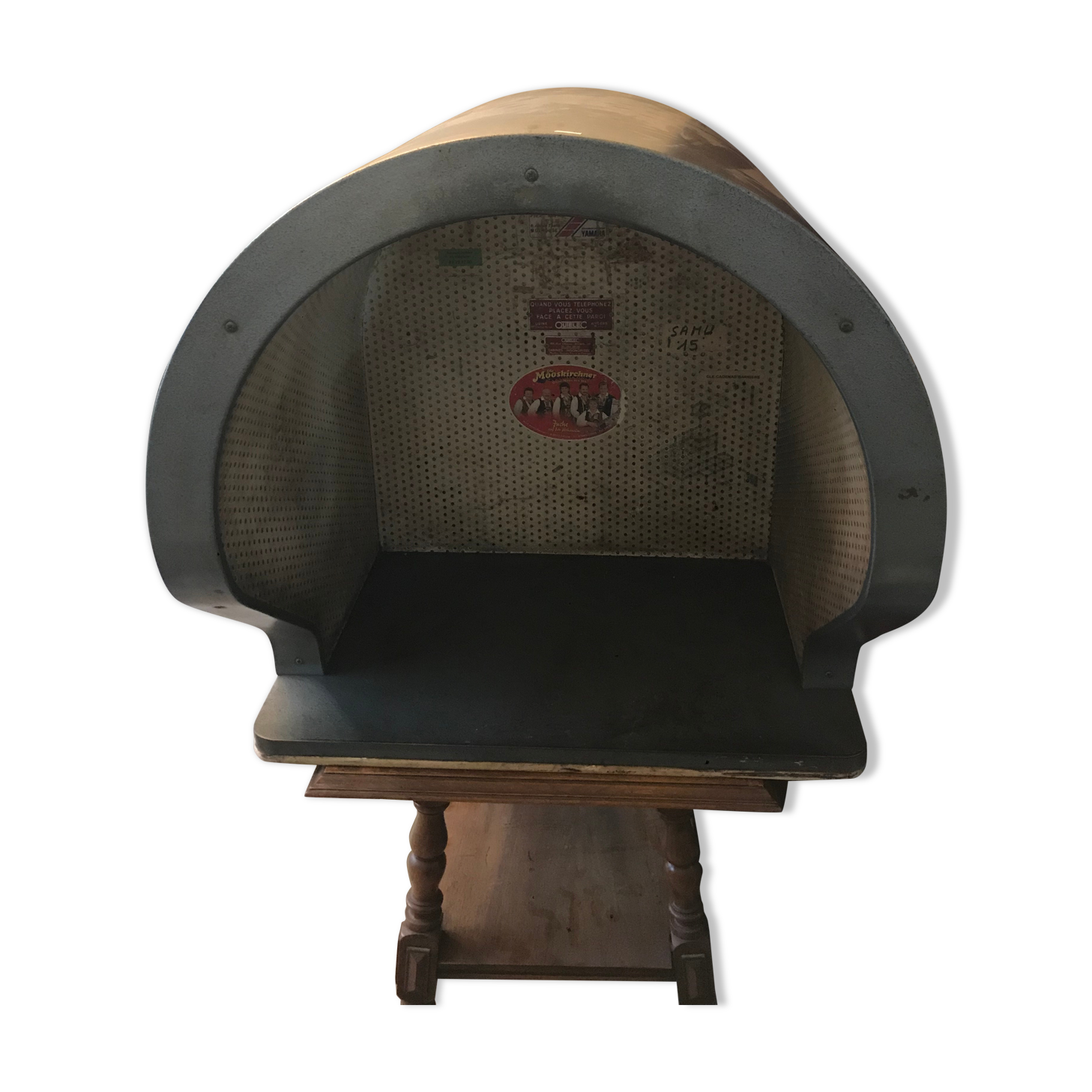 Former outelec phone booth