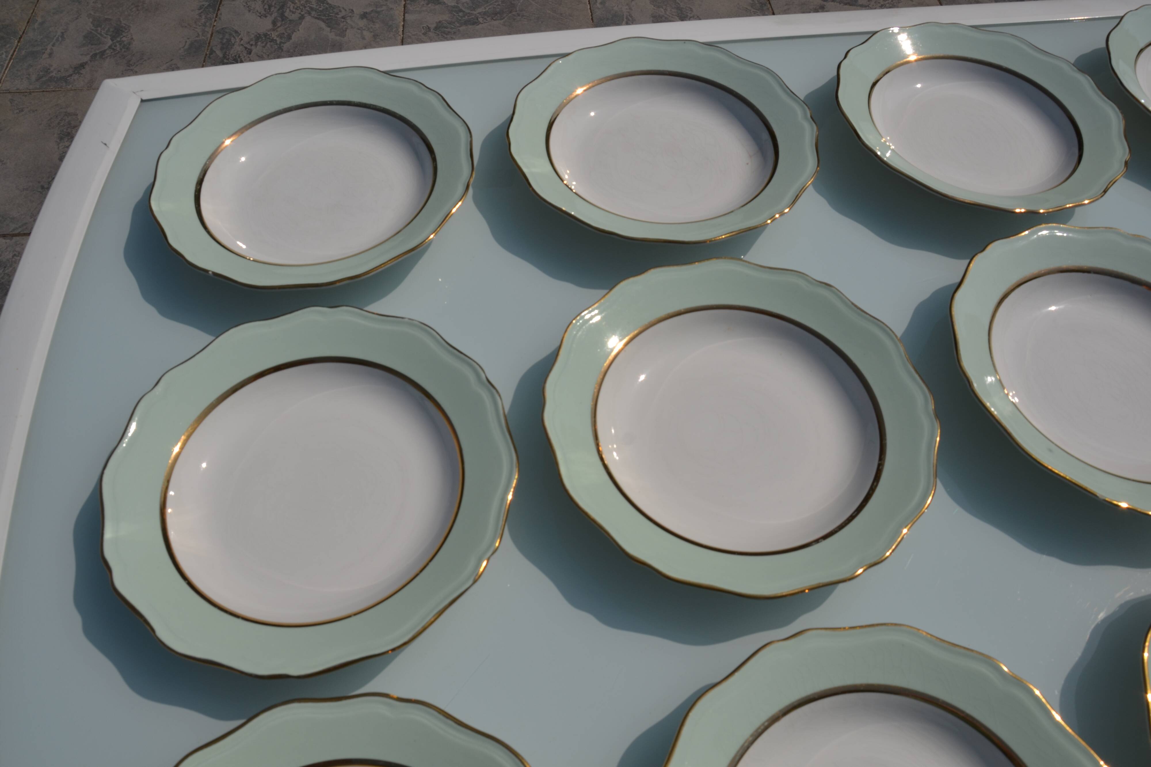 12 green deep plates "l'amandinoise"
