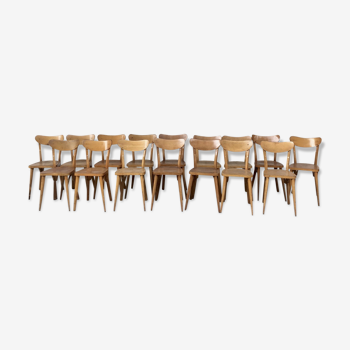 Lot 16 chaises bistrot