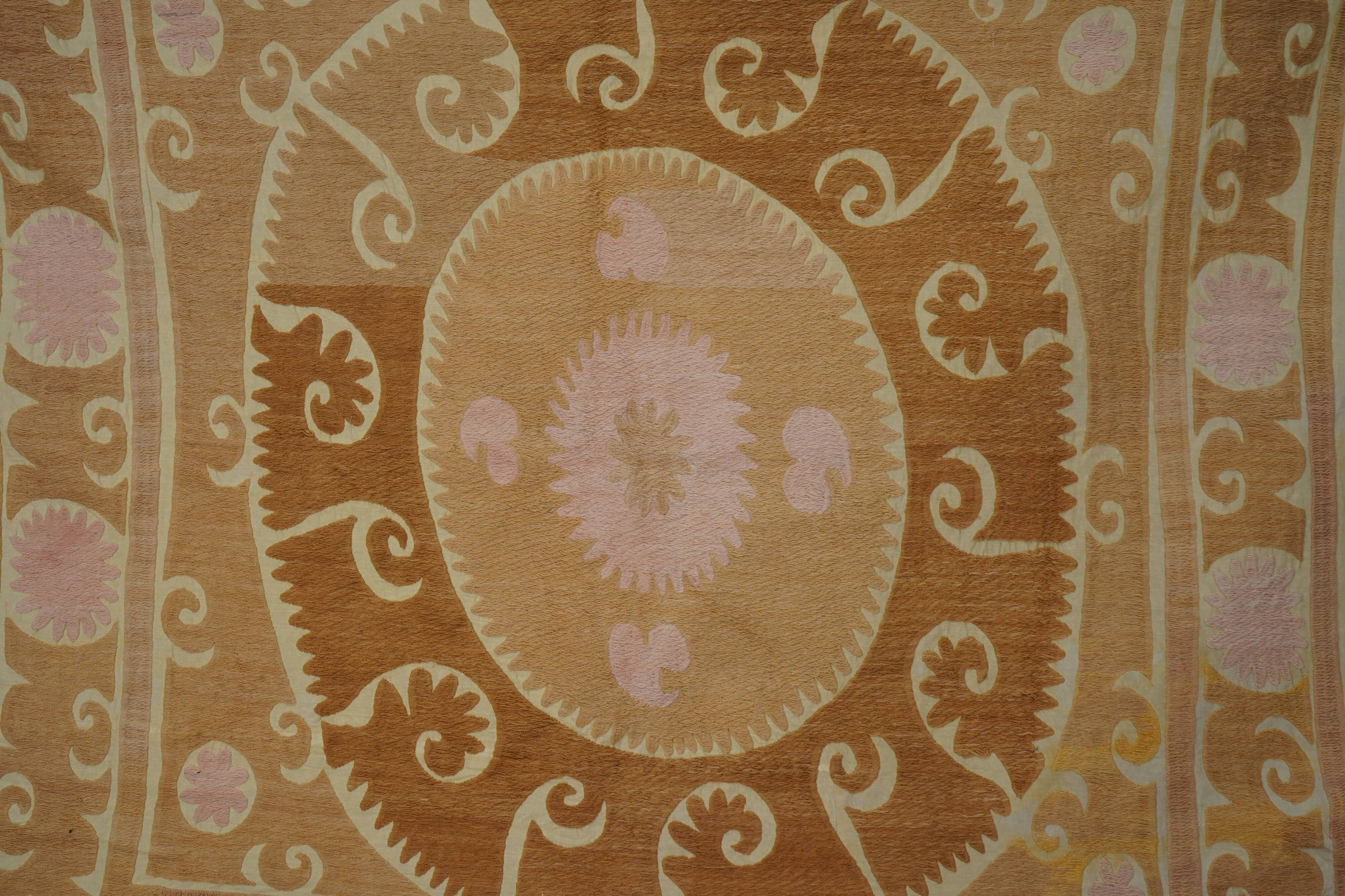 Vintage Turkish hand-knotted rug 133x154 cm