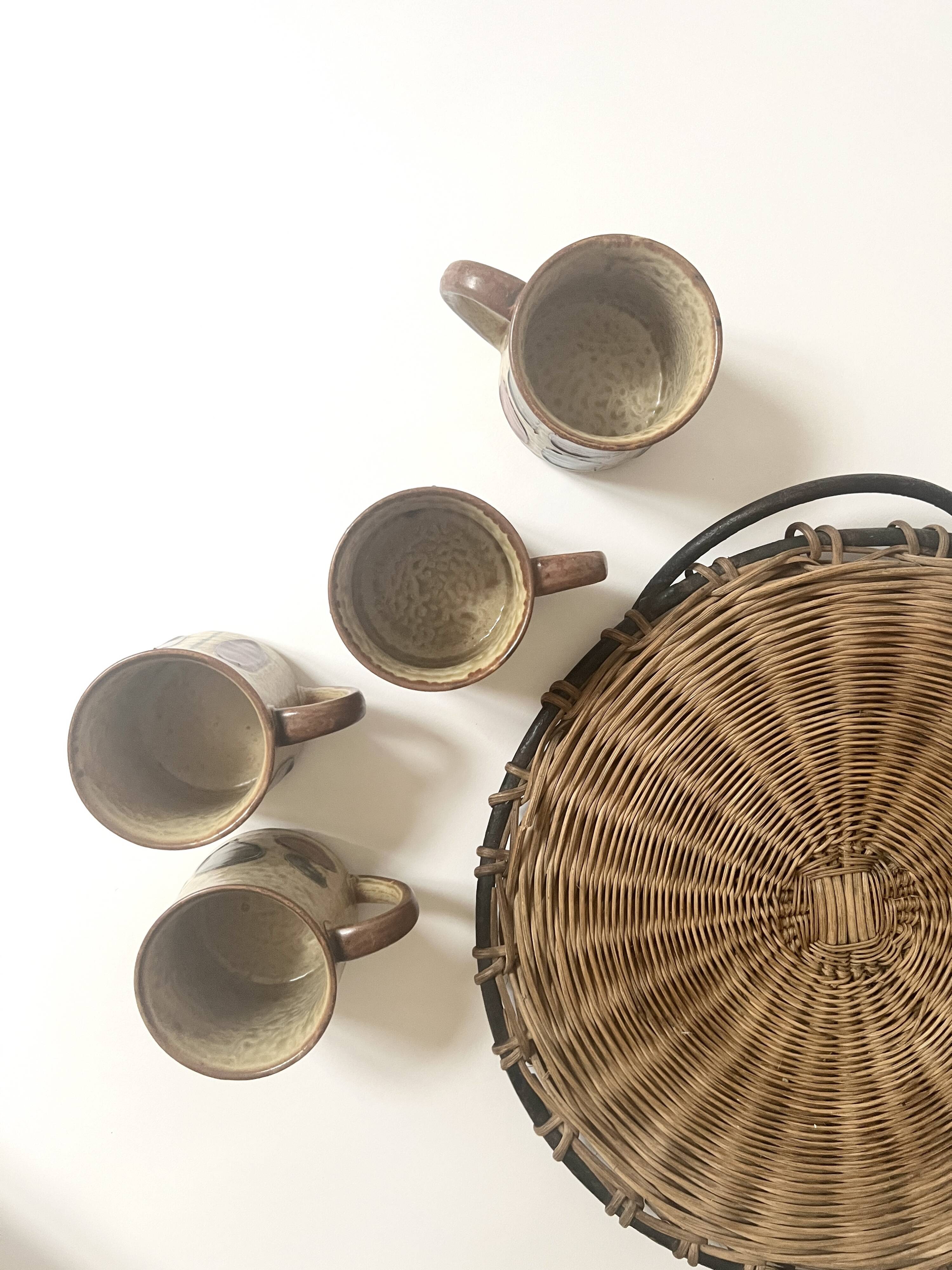 Set of 2 glazed ceramic coffee mugs from around 1970.