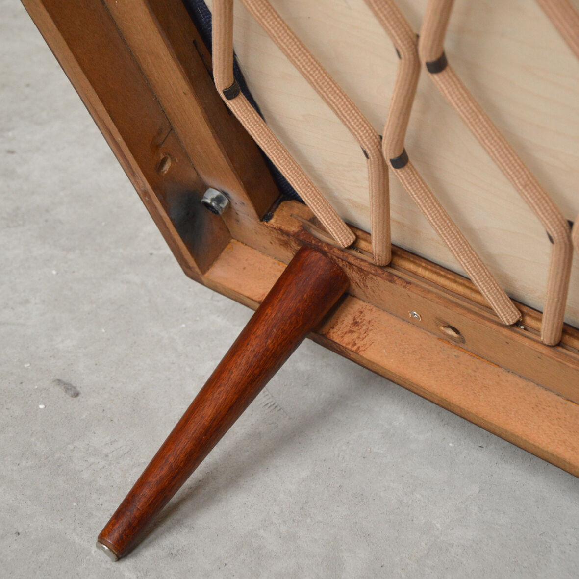 Restored daybed by Wilhelm Knoll 1950