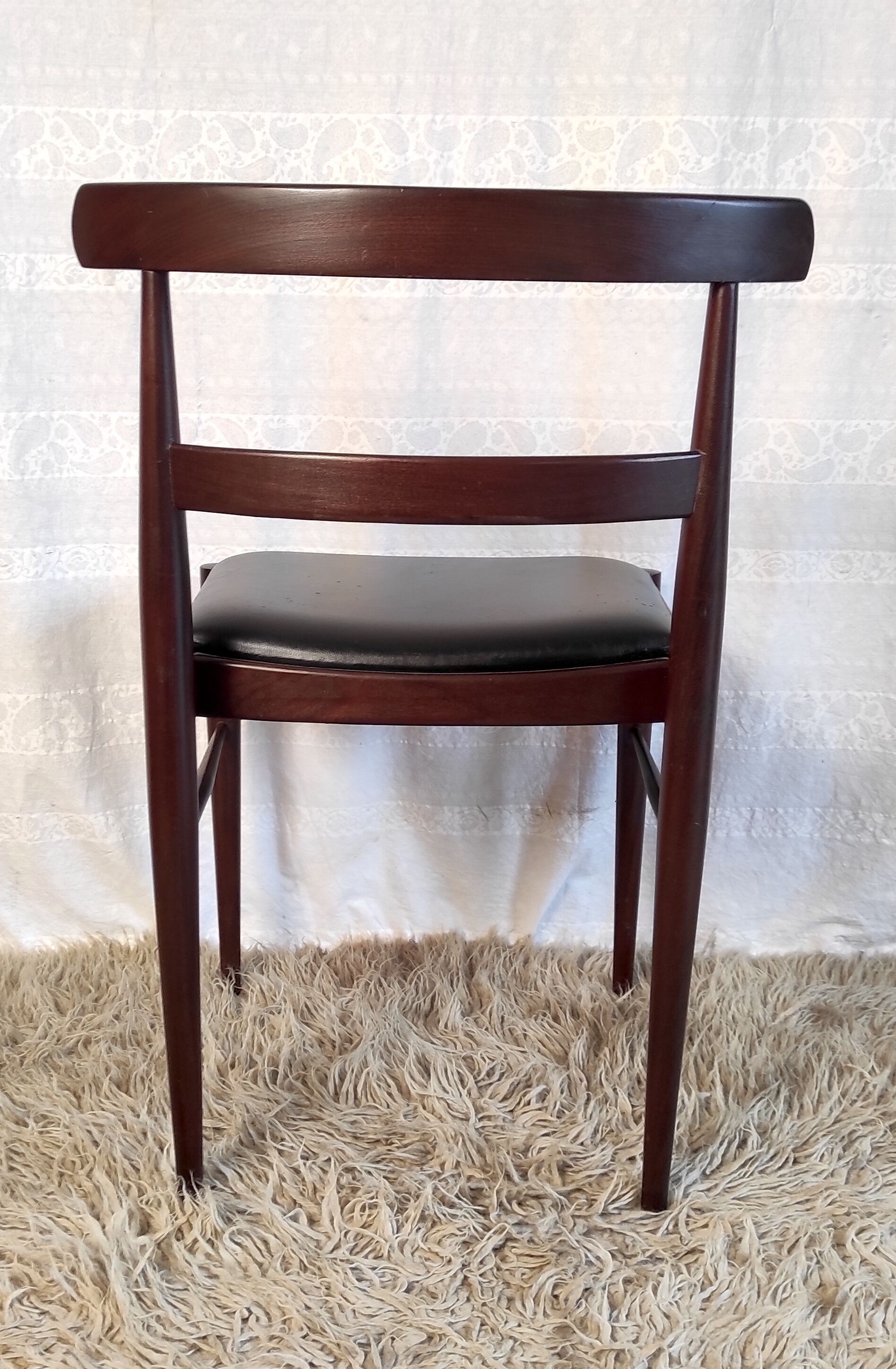 Chaise style scandinave en bois massif années 60