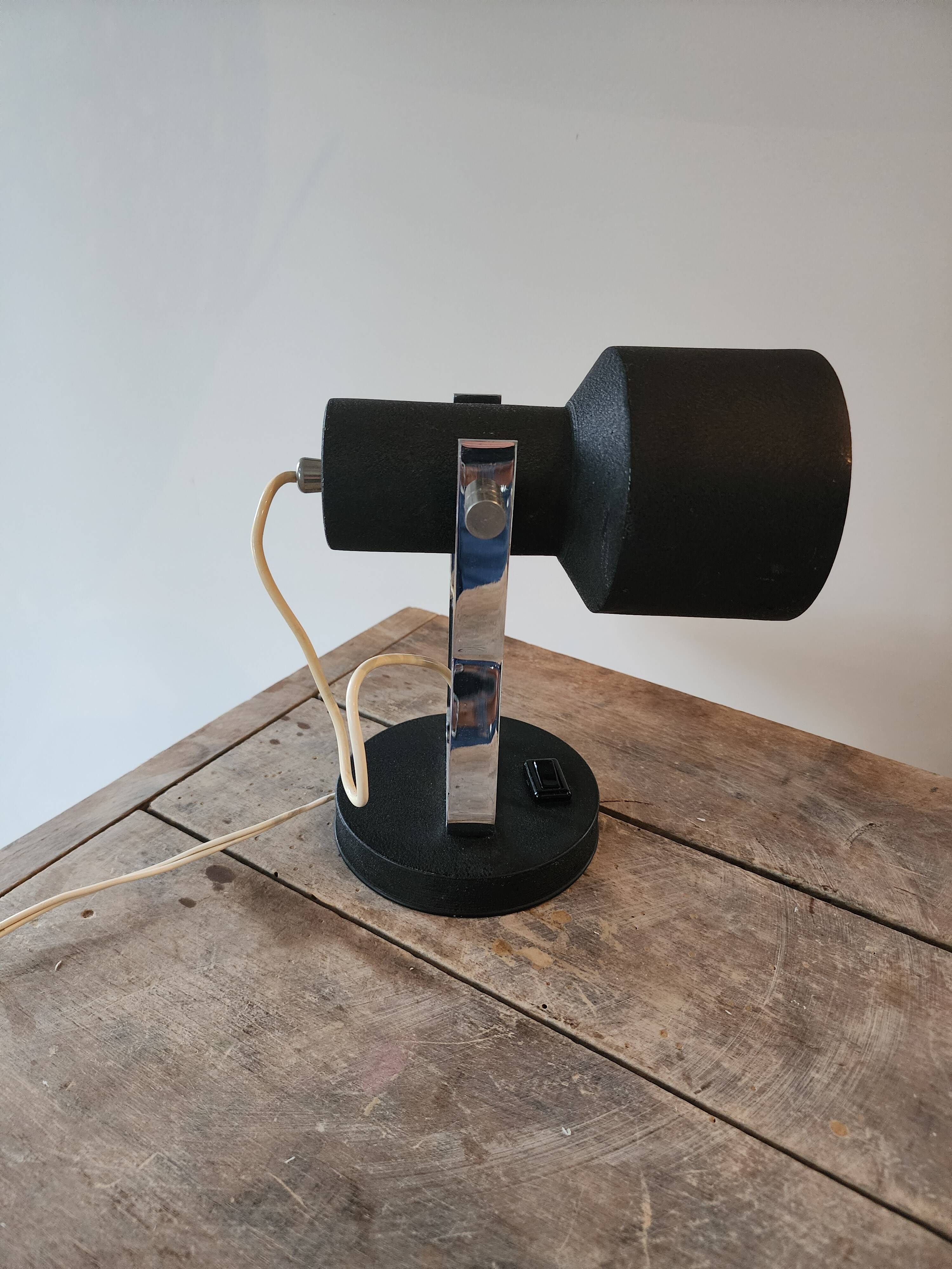 Delmas vintage lamp "Monteuse"