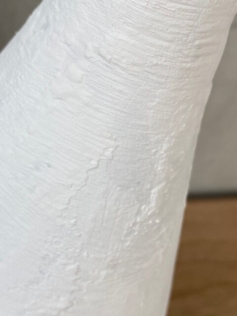 Set of 3 bleached vases